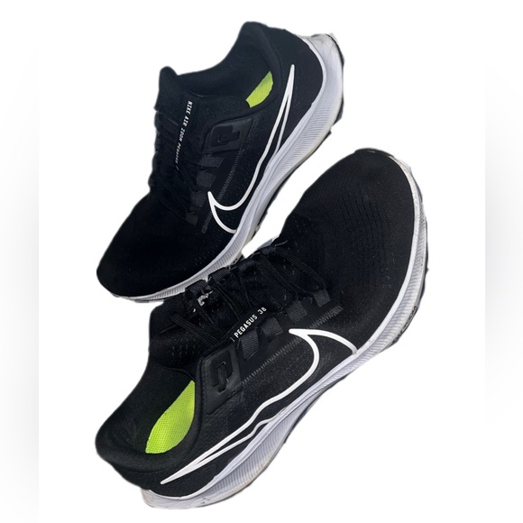 Nike Pegasus 38 - Picture 1 of 3